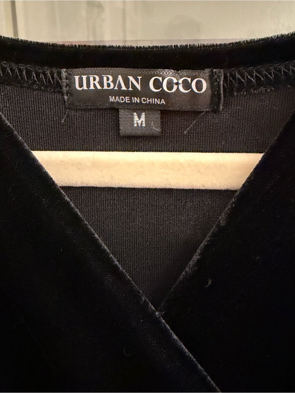 Urban Coco Elegant Black Velvet Long Sleeve V-Neck Maxi Dress Sz M Stretchy - Picture 5 of 11